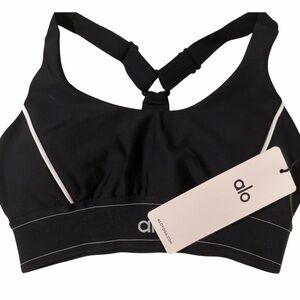 NWT ALO YOGA Size S Airlift Suit Up Bra Black/white